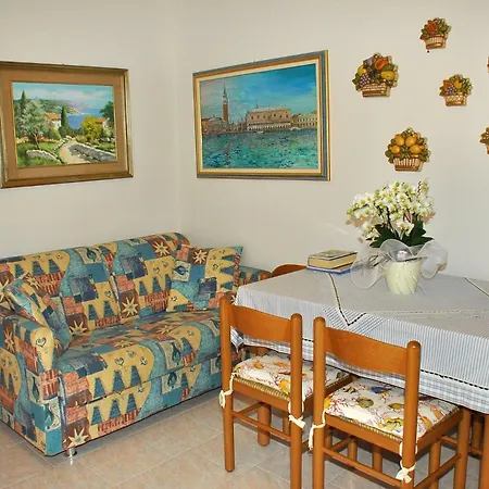 Villaggio Lia * بيبيوني